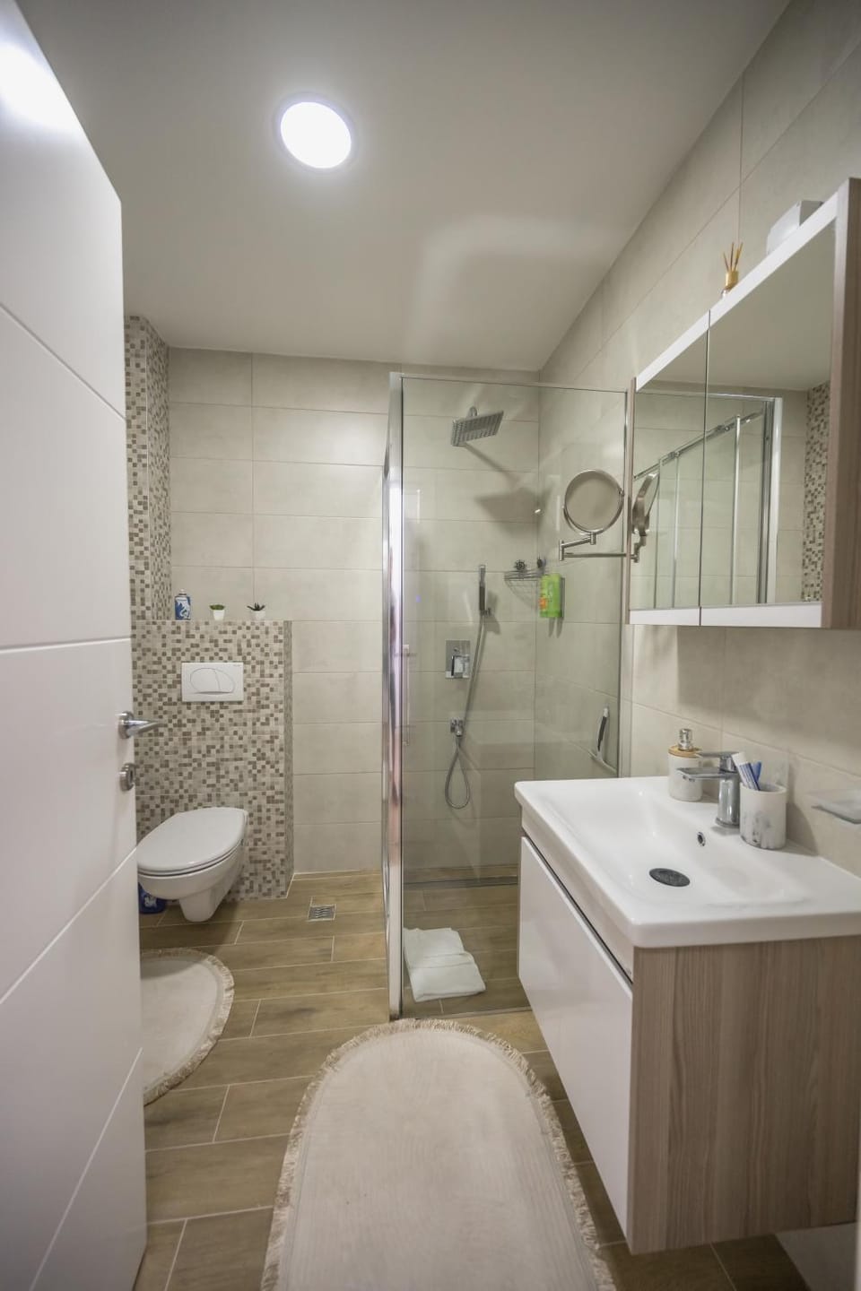 Shower, Bathroom