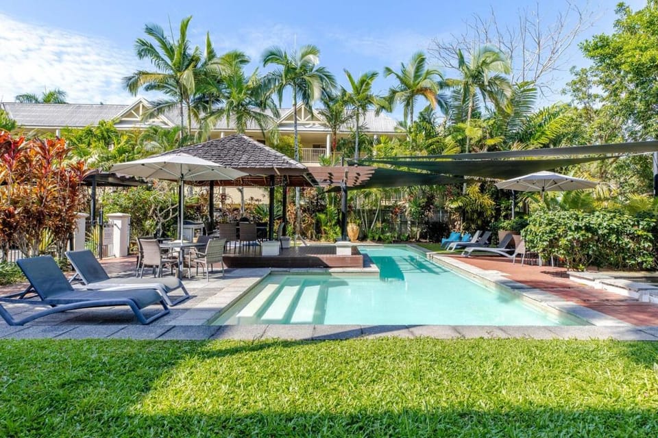 14 Mediterranean Port Douglas - Near Beach & Town Apartment in Port Douglas
