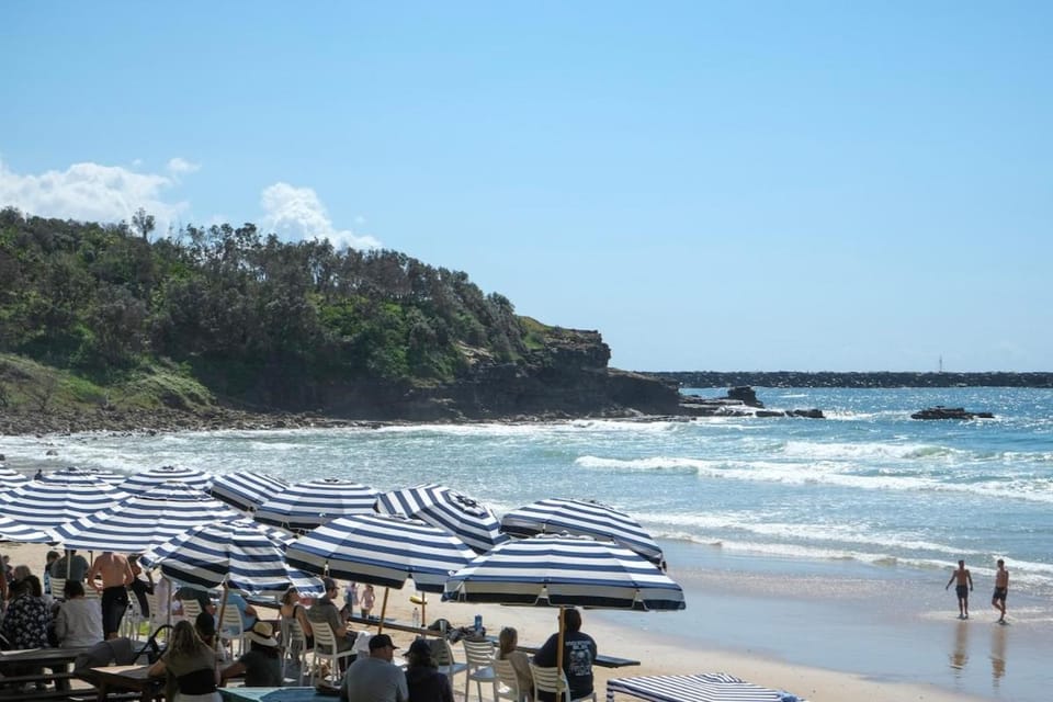 Main Beach home overlooking Yuraygir National Park Apartment in Yamba