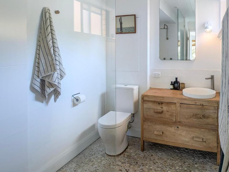 Main Beach home overlooking Yuraygir National Park Apartment in Yamba