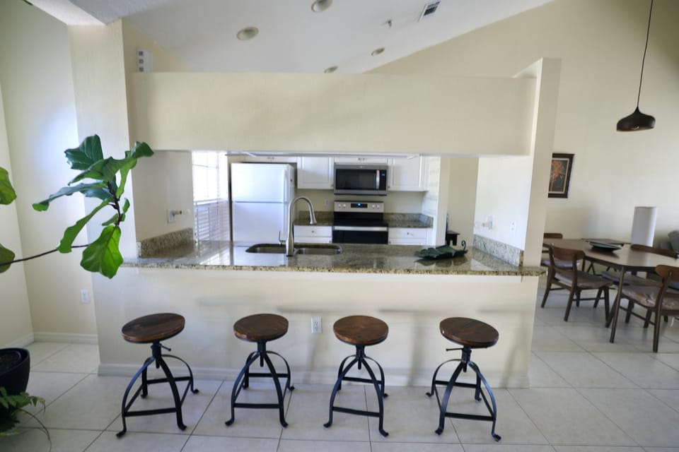 Waterview Dream House in Vamo