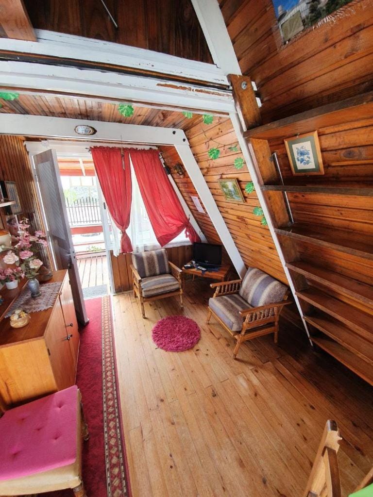 Tropical Cabaña B House in Coquimbo Region
