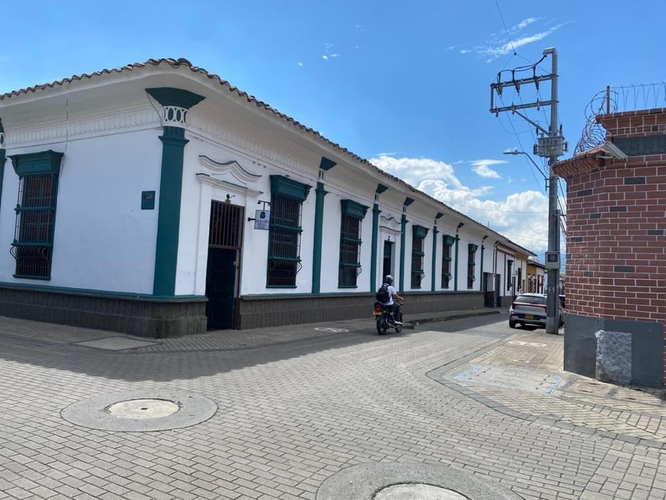Paraíso Real Hotel in Buga