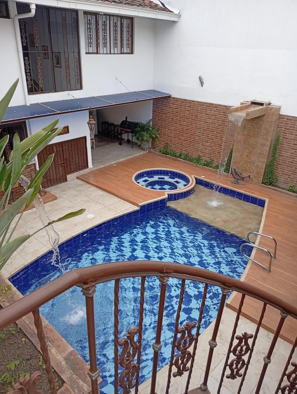 Swimming pool