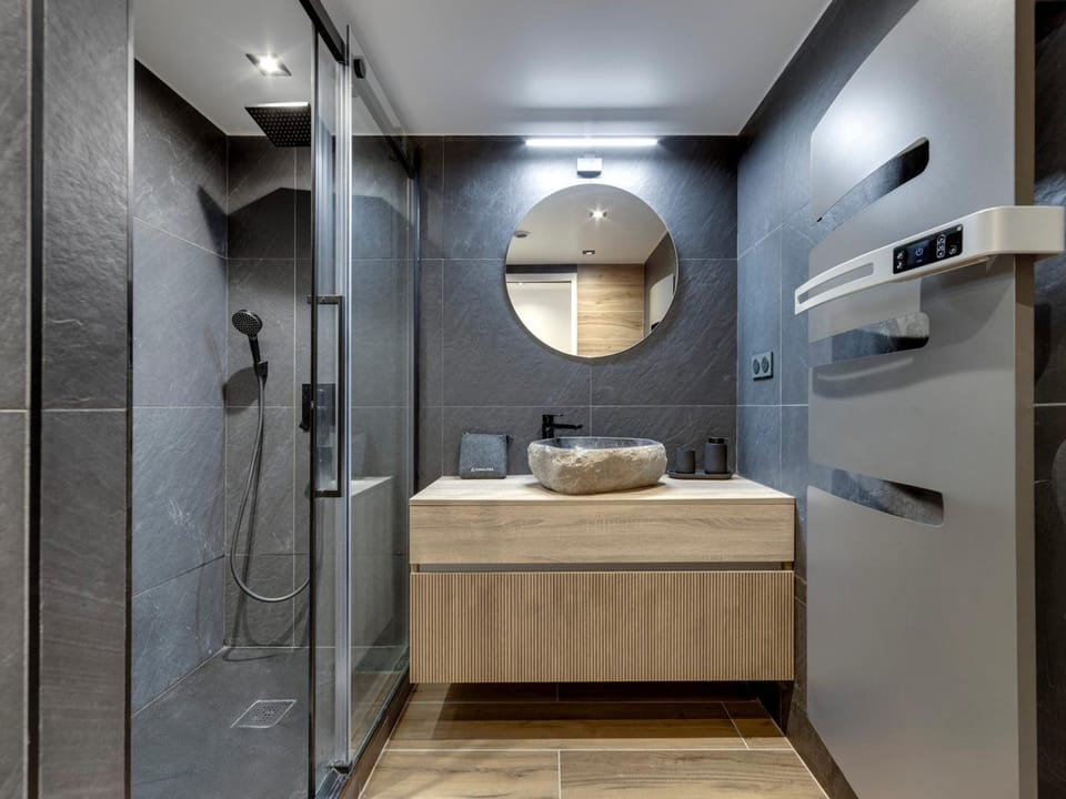 Chalet rénové pour 10 pers. avec sauna à Tignes, Chartreux - FR-1-641-121 Apartment in Tignes