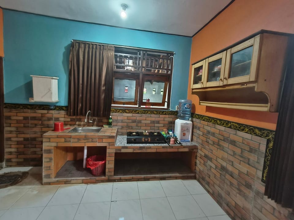 Home stay Mekman House in Karangasem Regency