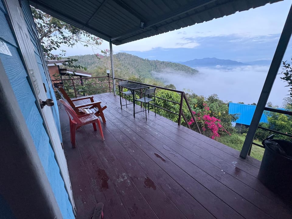 COOL CAMPING-blue room for 2 persons Resort in Thailand