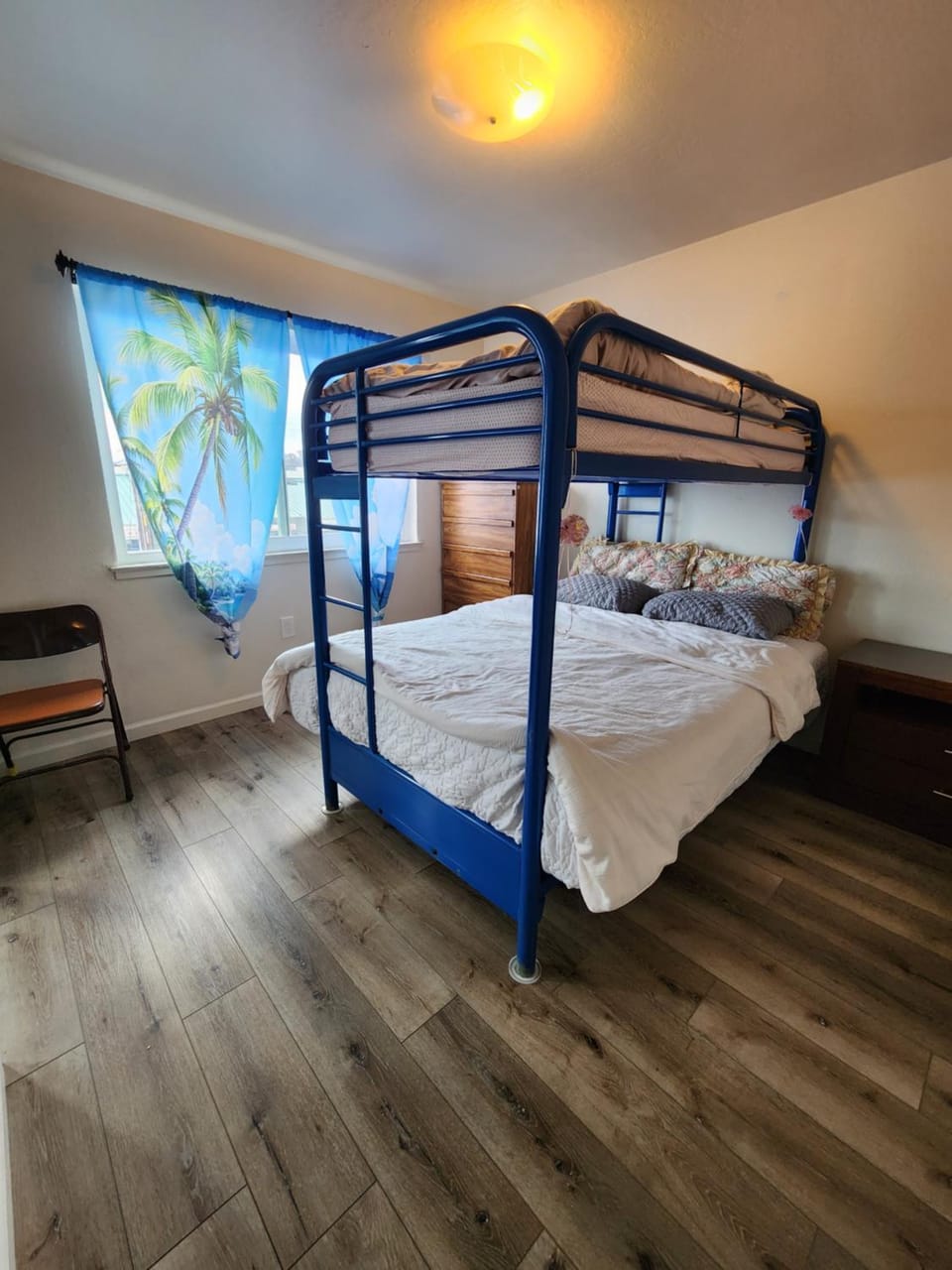 2B 1Ba 300Night 1B 1Ba 150Night Apartment in Millbrae