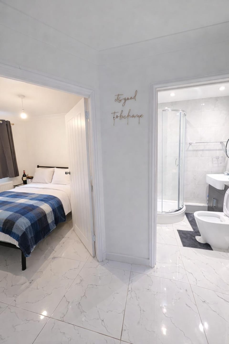 Bathroom, Bedroom