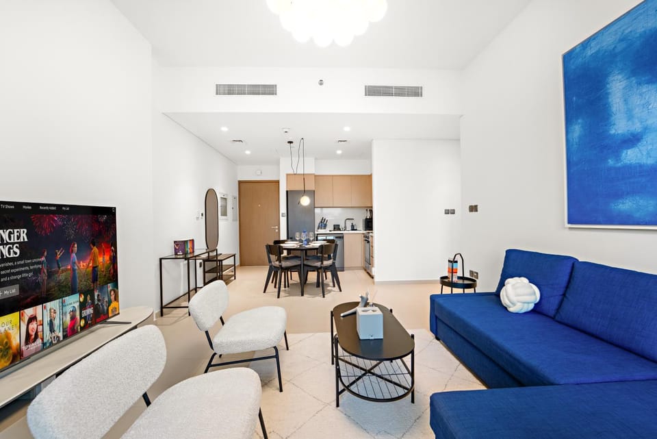 TV and multimedia, Living room, Evening entertainment, air conditioner