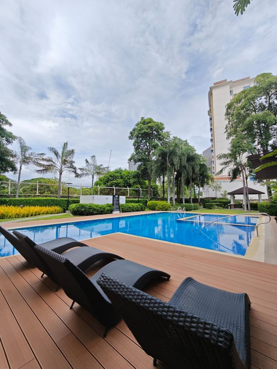 Day, Garden, Garden view, Pool view, Swimming pool, Swimming pool, sunbed