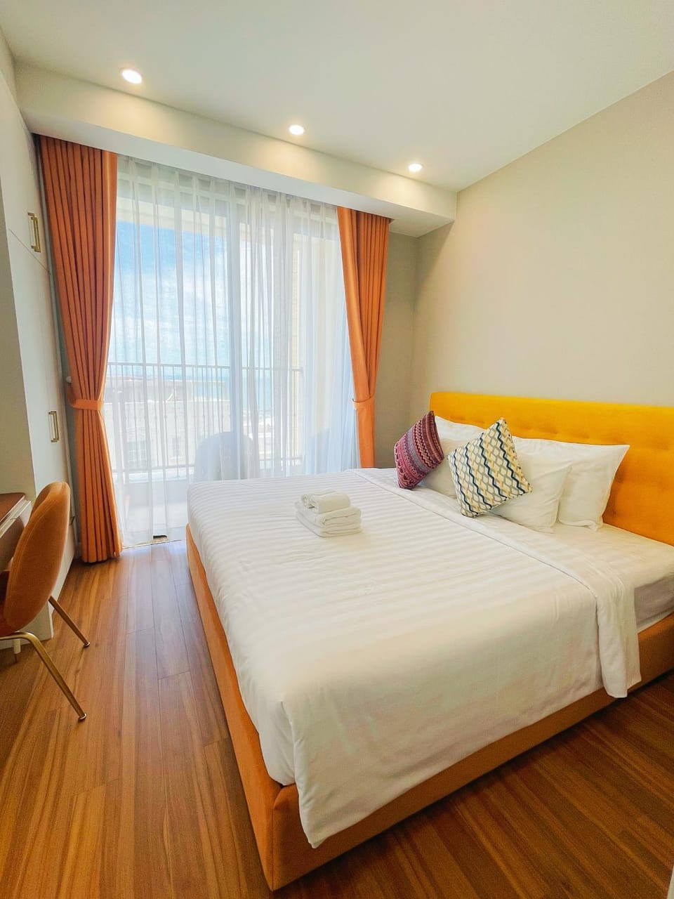 Bed, Photo of the whole room