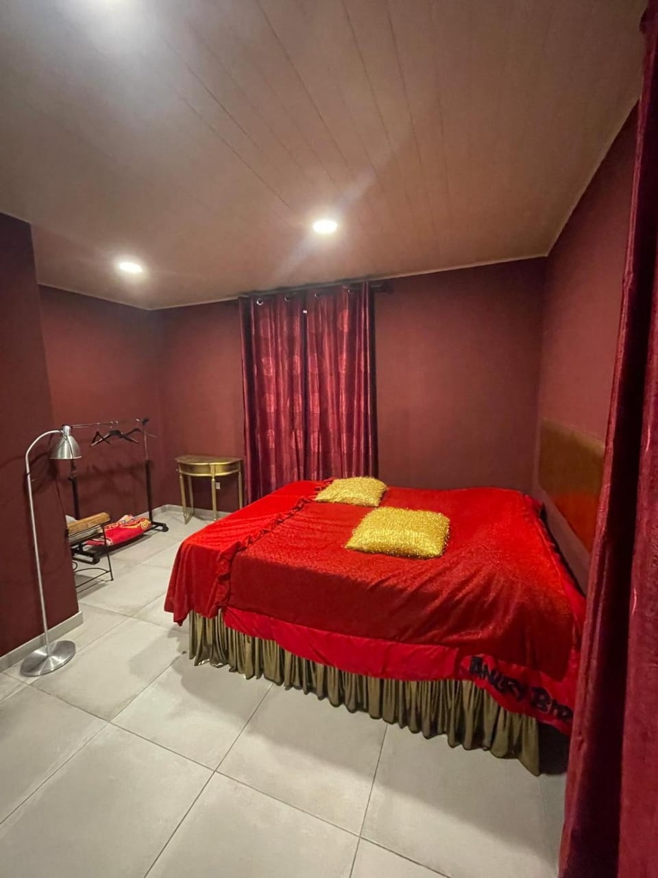 Apartamento con jardín y pequeña piscina privada para refrescarse Bed and Breakfast in Maspalomas