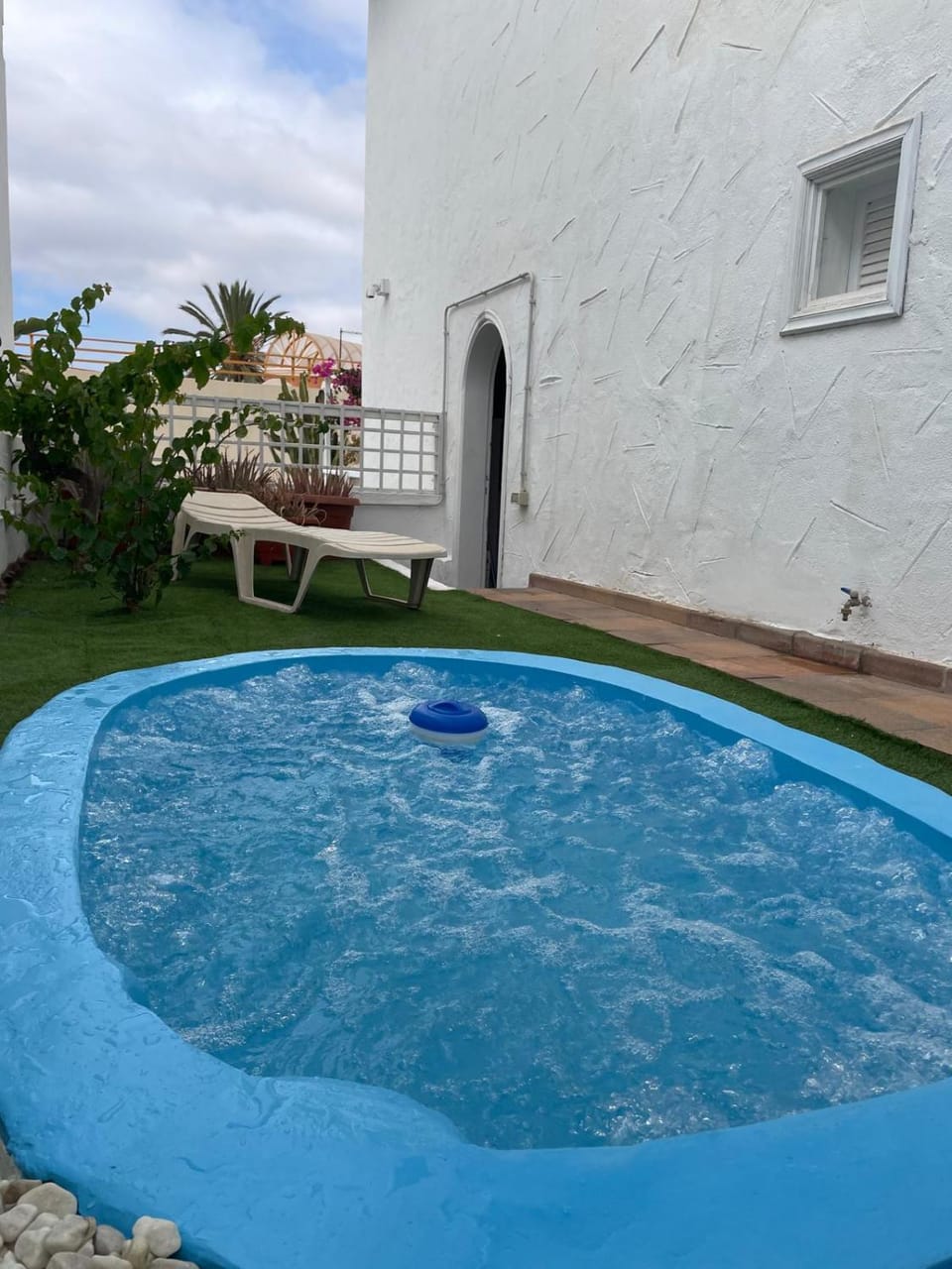 Swimming pool