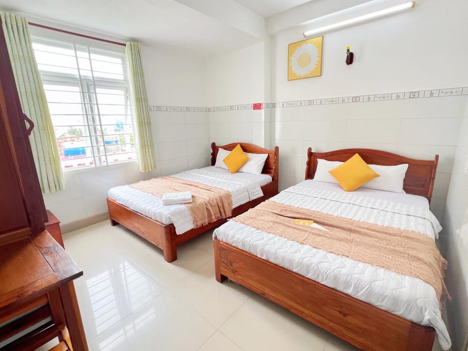 Bedroom, furniture