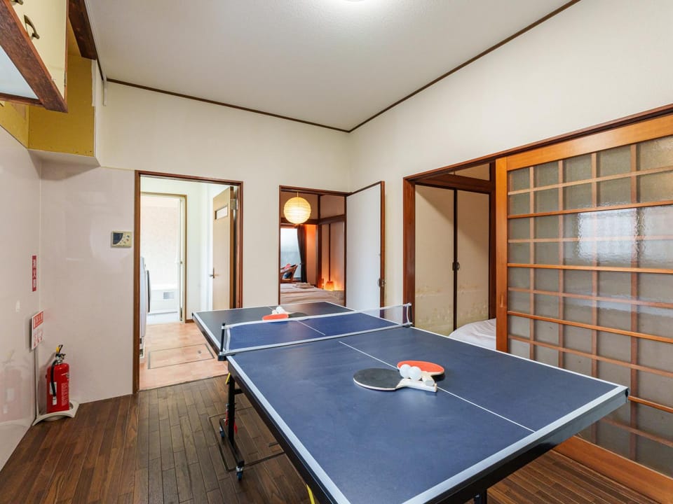 Table tennis