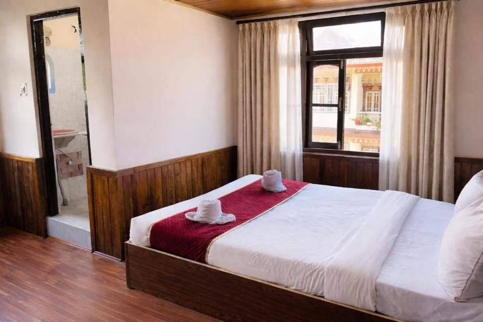 Hotel Tashiling Stay Hotel in India
