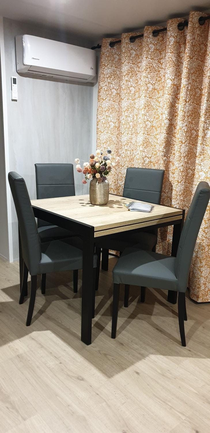 Dining area, air conditioner