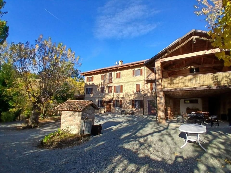 Agriturismo Cascina Frati Farm Stay in Piedmont