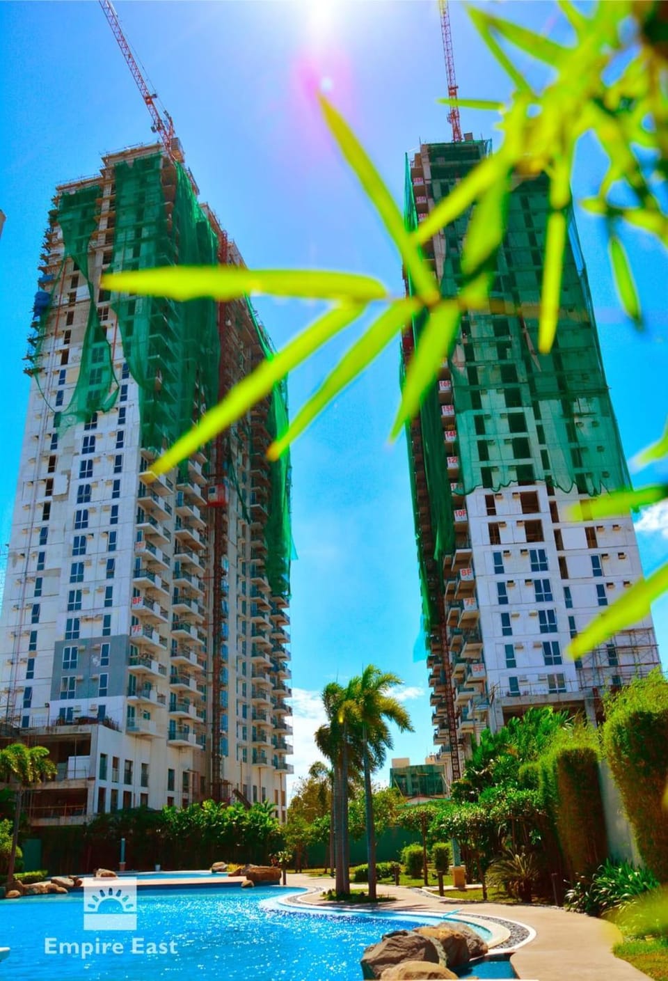Property building, Pool view