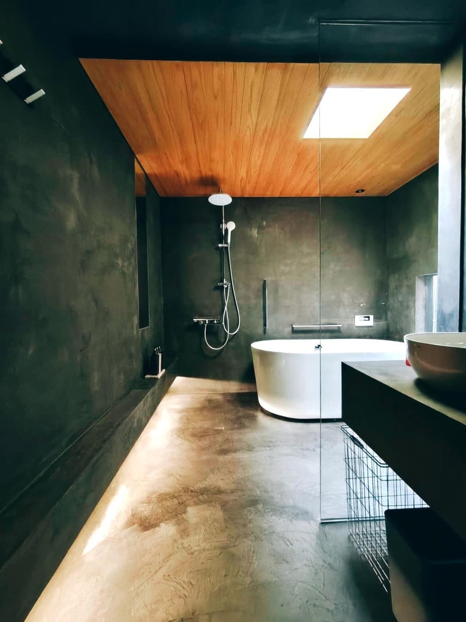 Bathroom, Bath