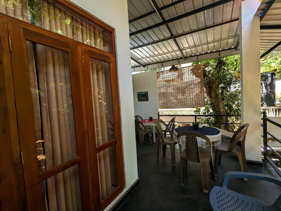 Patio, Seating area