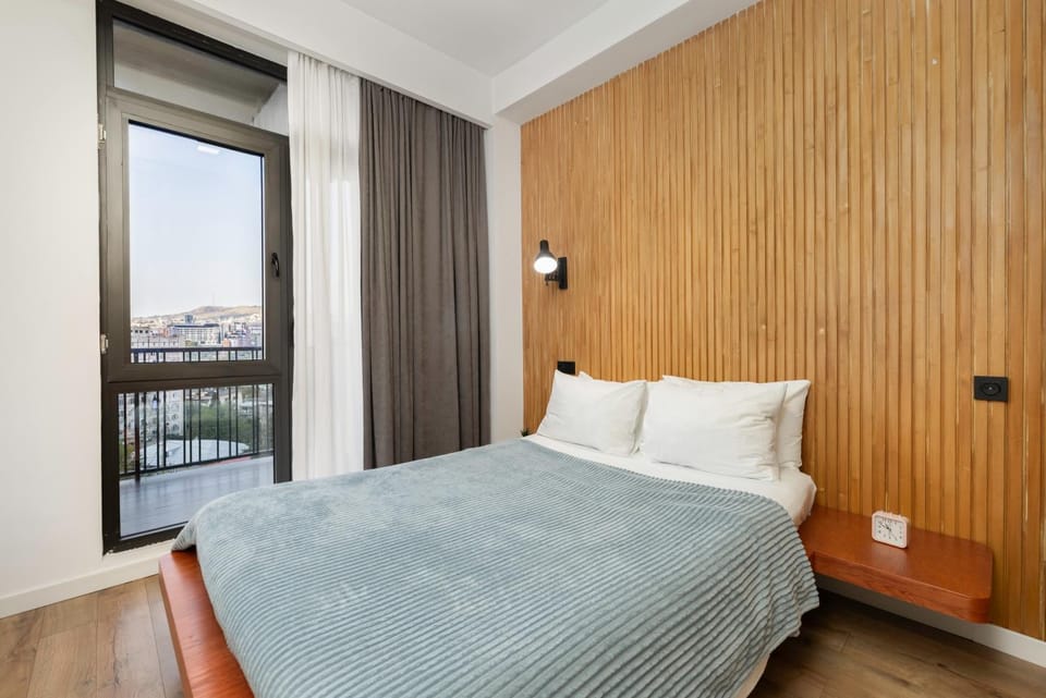Bed, View (from property/room), Balcony/Terrace, Photo of the whole room, Bedroom