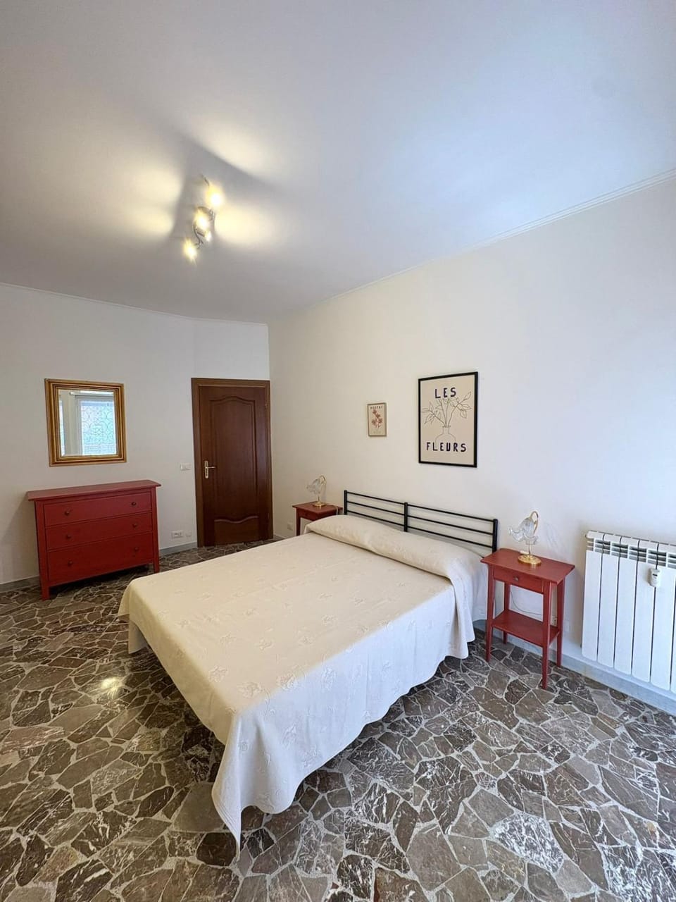 House of Tribuni - Near metro A Apartment in Rome