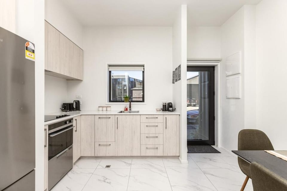 CBD Urban Oasis Family Retreat By Stadium!5 Beds! House in Christchurch