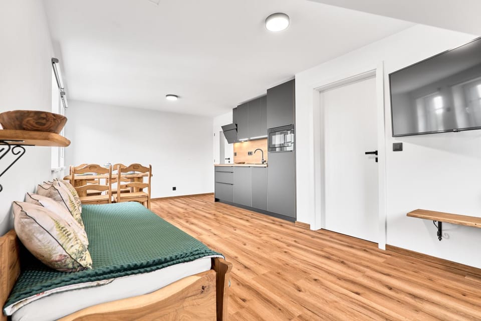 Kitchen or kitchenette, Living room, Seating area