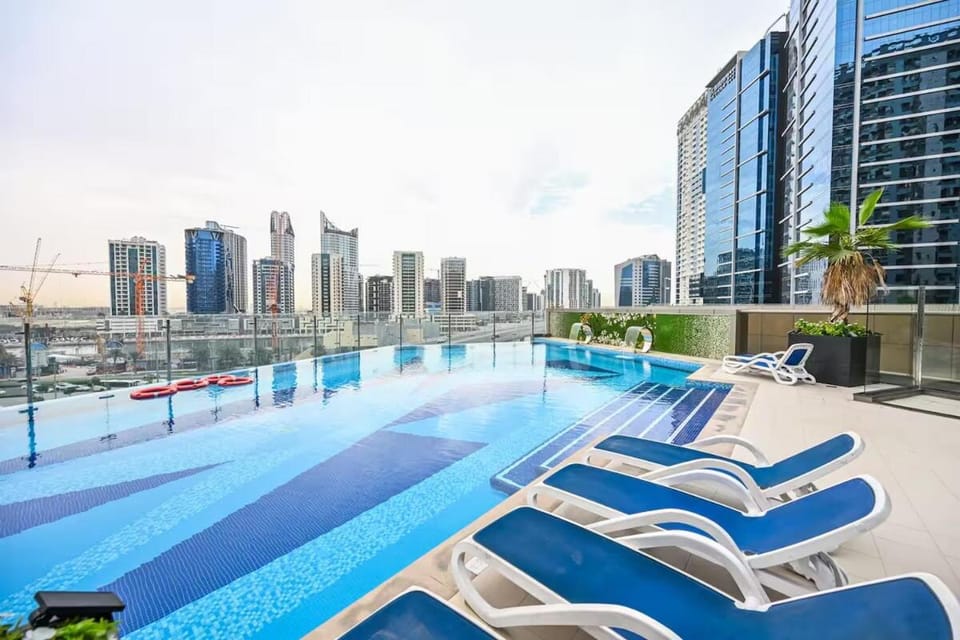 Balcony/Terrace, Swimming pool