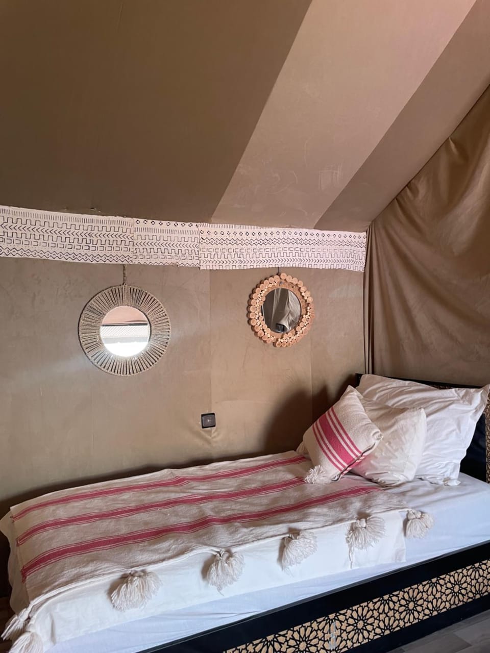 Luxury Desertcamp Luxury tent in Morocco