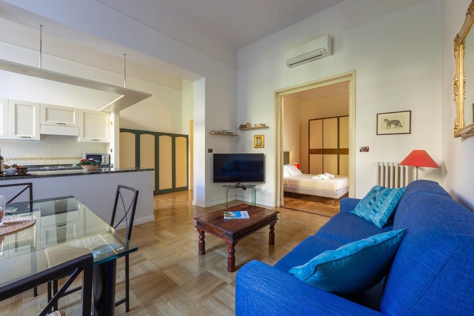 Colonna Apartment Apartment in Florence