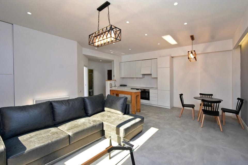 Modern 1-bedroom apartment in the heart of Yerevan Apartment in Yerevan