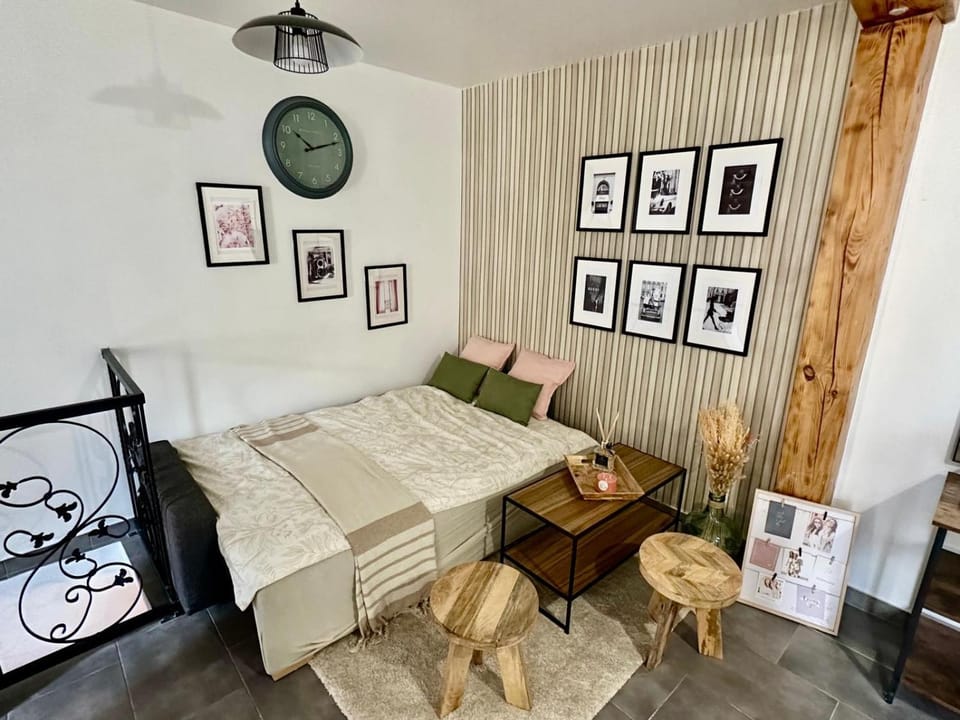 magnifique appartement cosy proches des puces Apartment in Saint-Denis, France