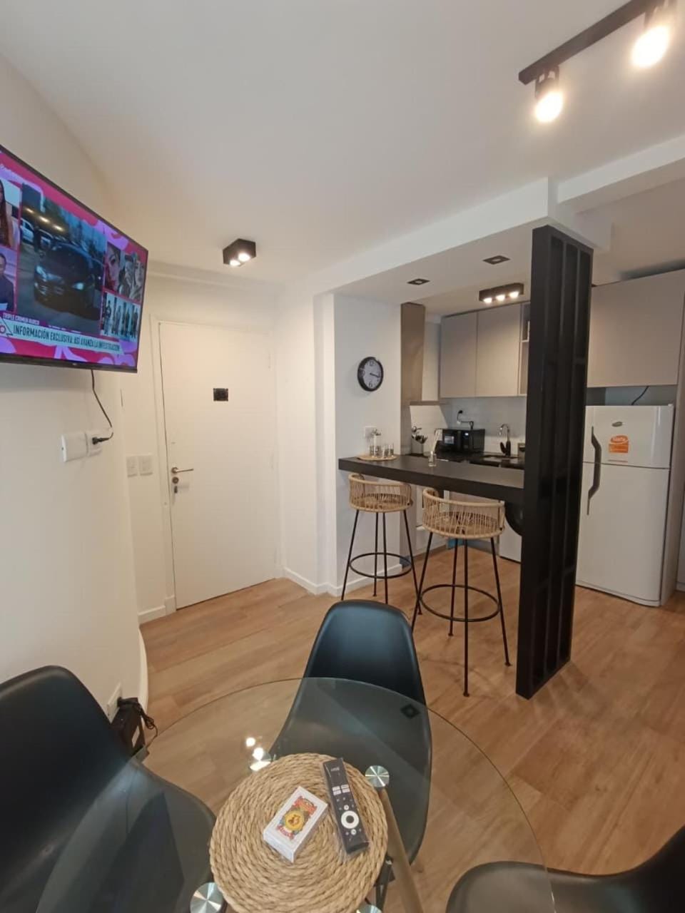 TV and multimedia, Kitchen or kitchenette