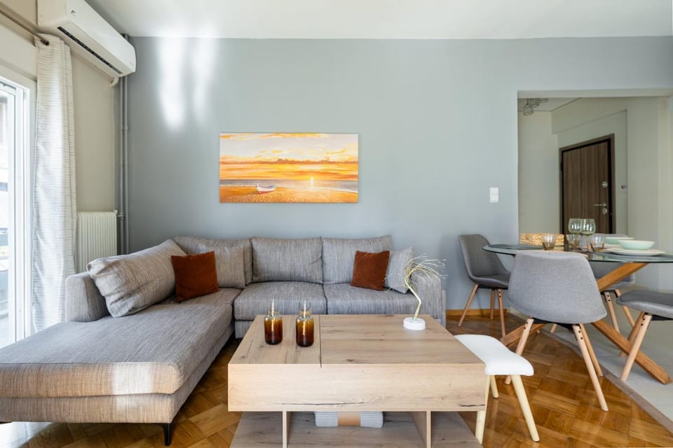 HELIOS sunny comfortable apartment Apartment in Athens