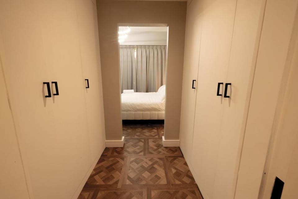 Bedroom, wardrobe