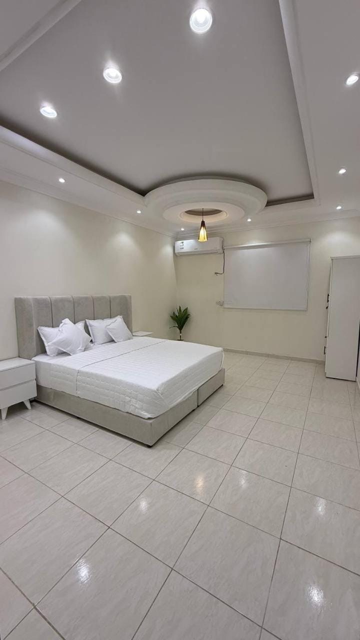 شقة مودرن مكونة من ثلاث غرف نوم 90 Apartment in Riyadh