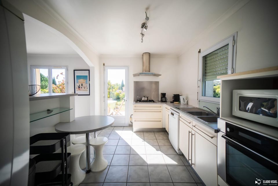 Kitchen or kitchenette, stove, kitchen