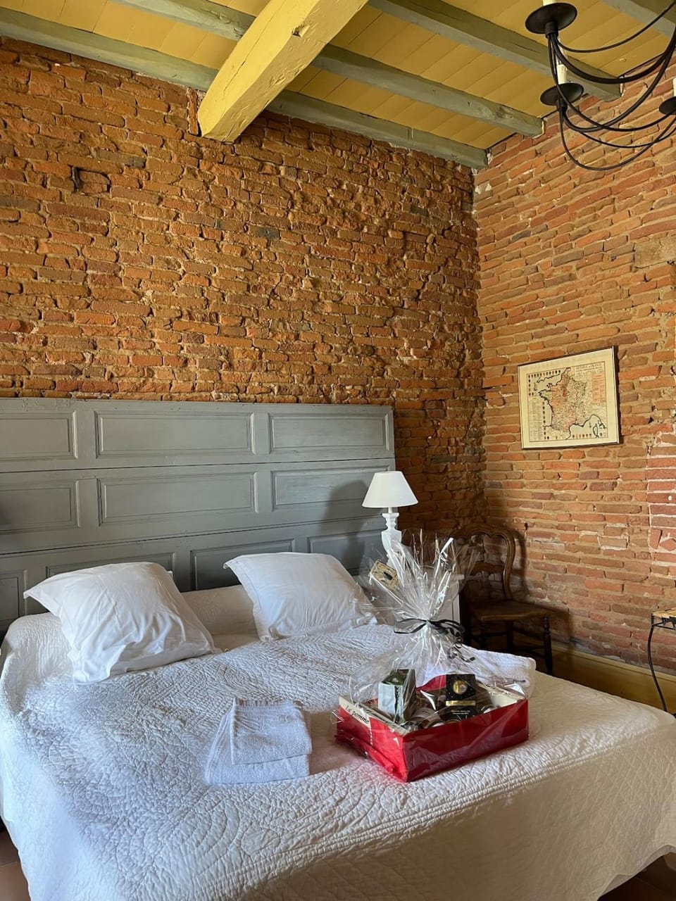 Château d'Issus, near Toulouse, France Villa in Occitanie