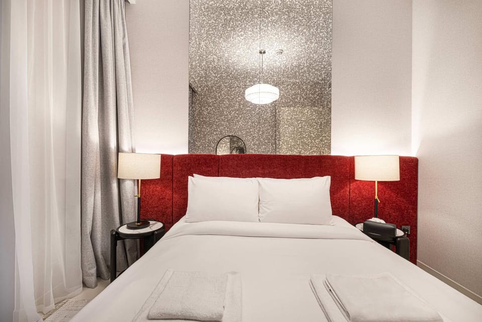 Two Identical Apartments - Same Building Apartment in Dubai