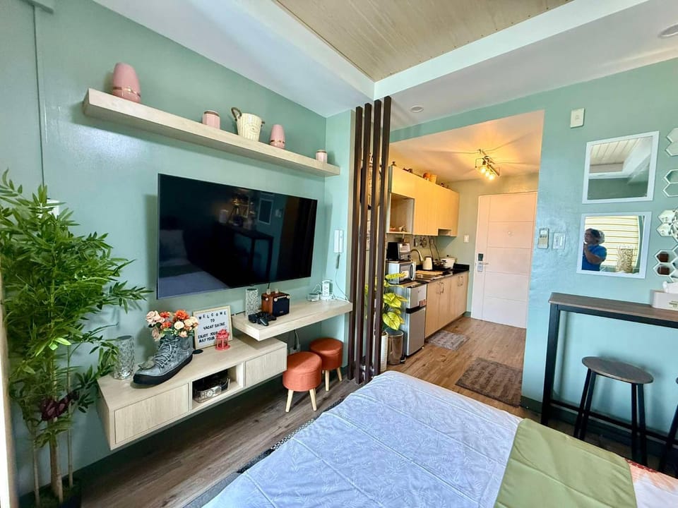 Vacay shine tagaytay staycation Apartment hotel in Tagaytay