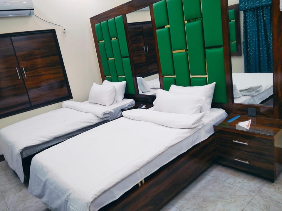 Hotel Grand Palace In Clifton Bed and Breakfast in Karachi