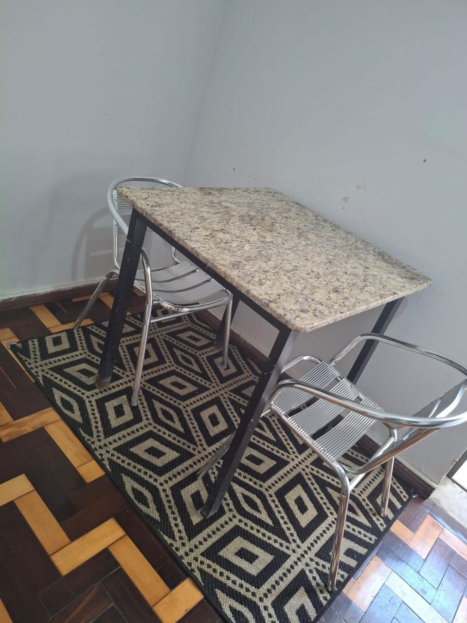 Quarto em casa arborizada Bed and Breakfast in Belém