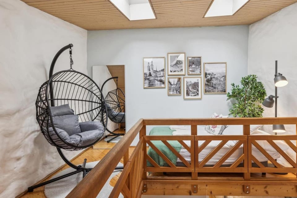 OldTownRiversideACBalconyFreeParkingWaterView Apartment in Zurich City