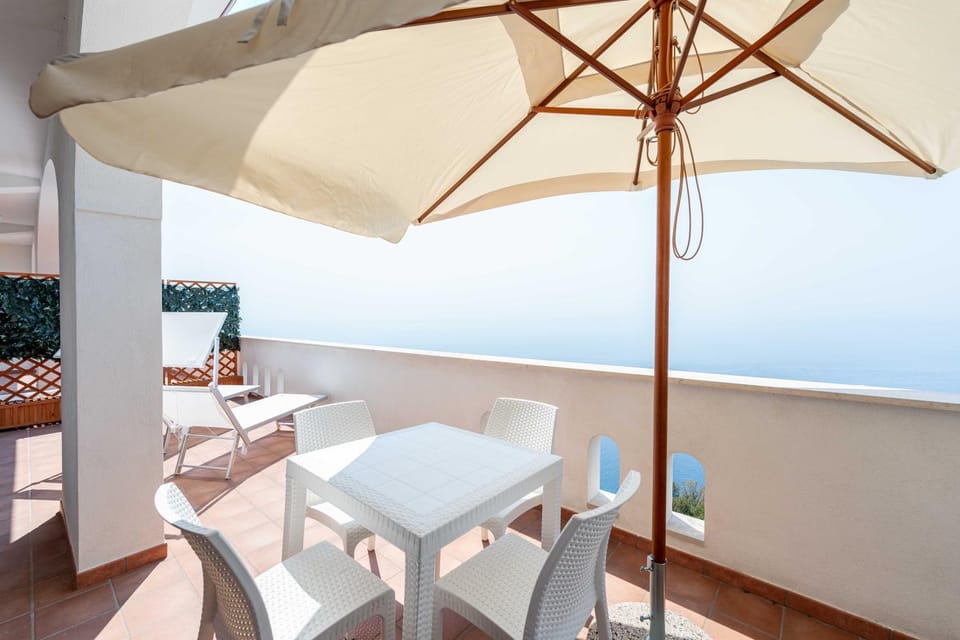 Patio, Balcony/Terrace, Sea view, sunbed
