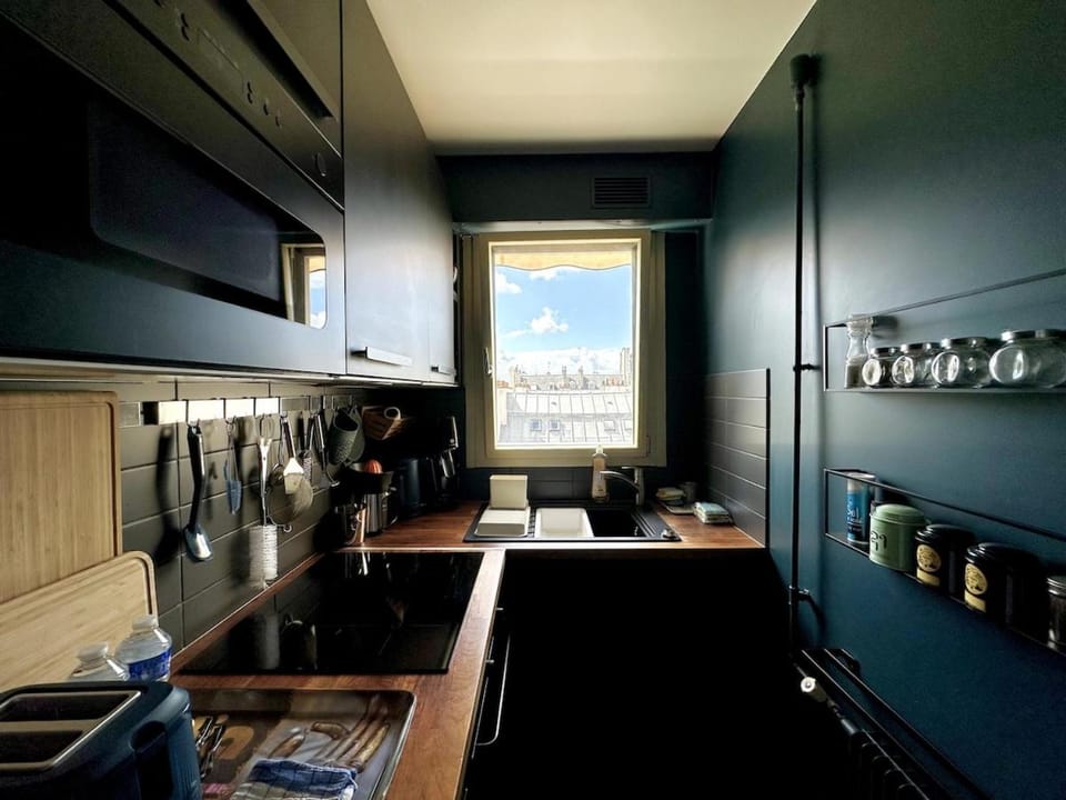 L'Amelot - Studio avec terrasse Paris 11e Apartment in Paris