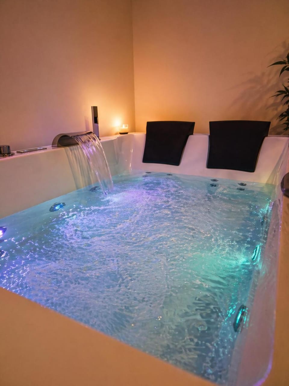Hot Tub, View (from property/room), Spa and wellness centre/facilities, Pool view, Swimming pool, furniture