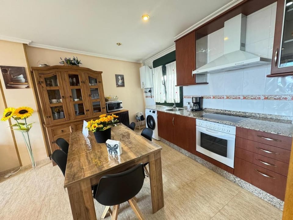 Amanecer en Playa de LLás Apartment in Foz